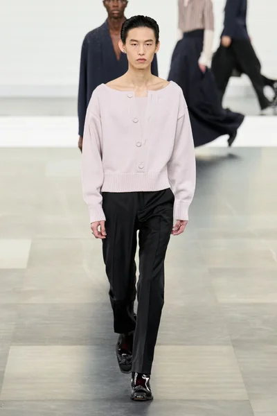 Look 44